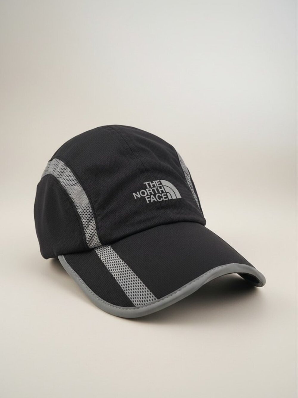 🧢 The North Face Lightweight Running Hat – Black / Mesh Vent Performance Cap